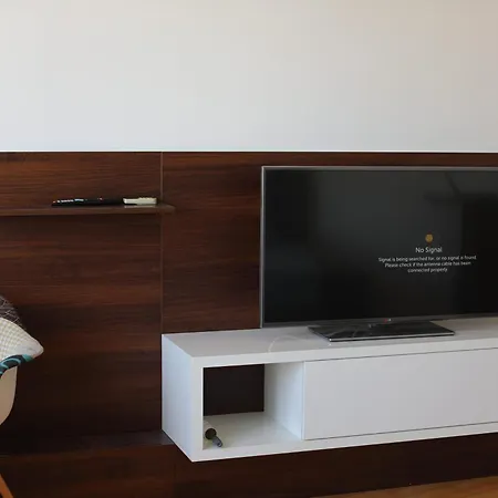 Luminous Dorcol Escape Belgrad